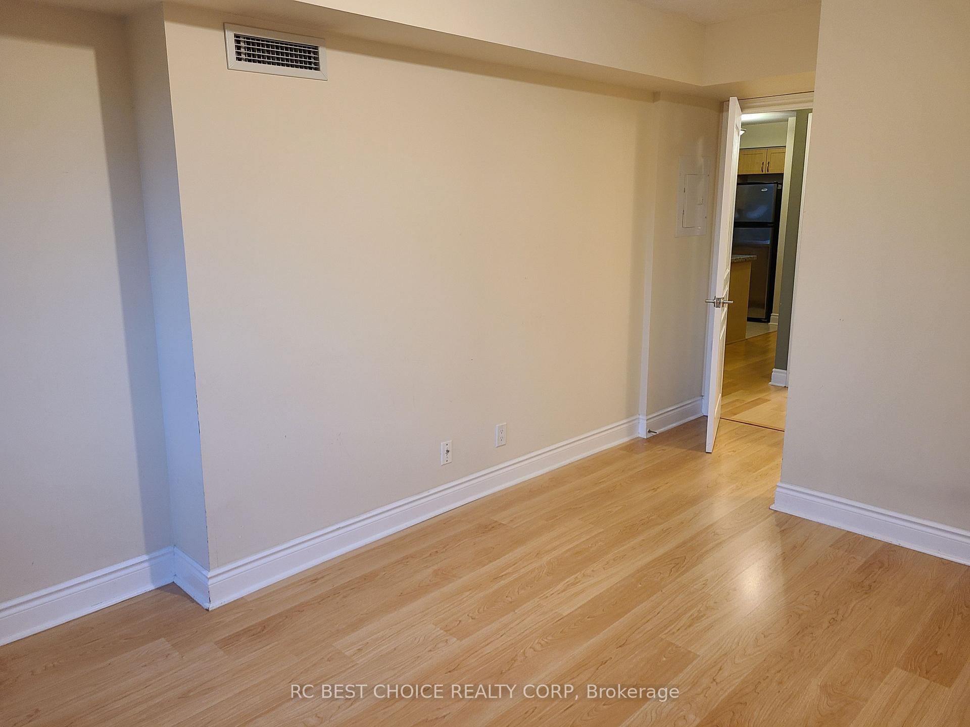 Photo 30 of Unit 810, 32 Clegg Road, Markham, Unionville — HOMEH