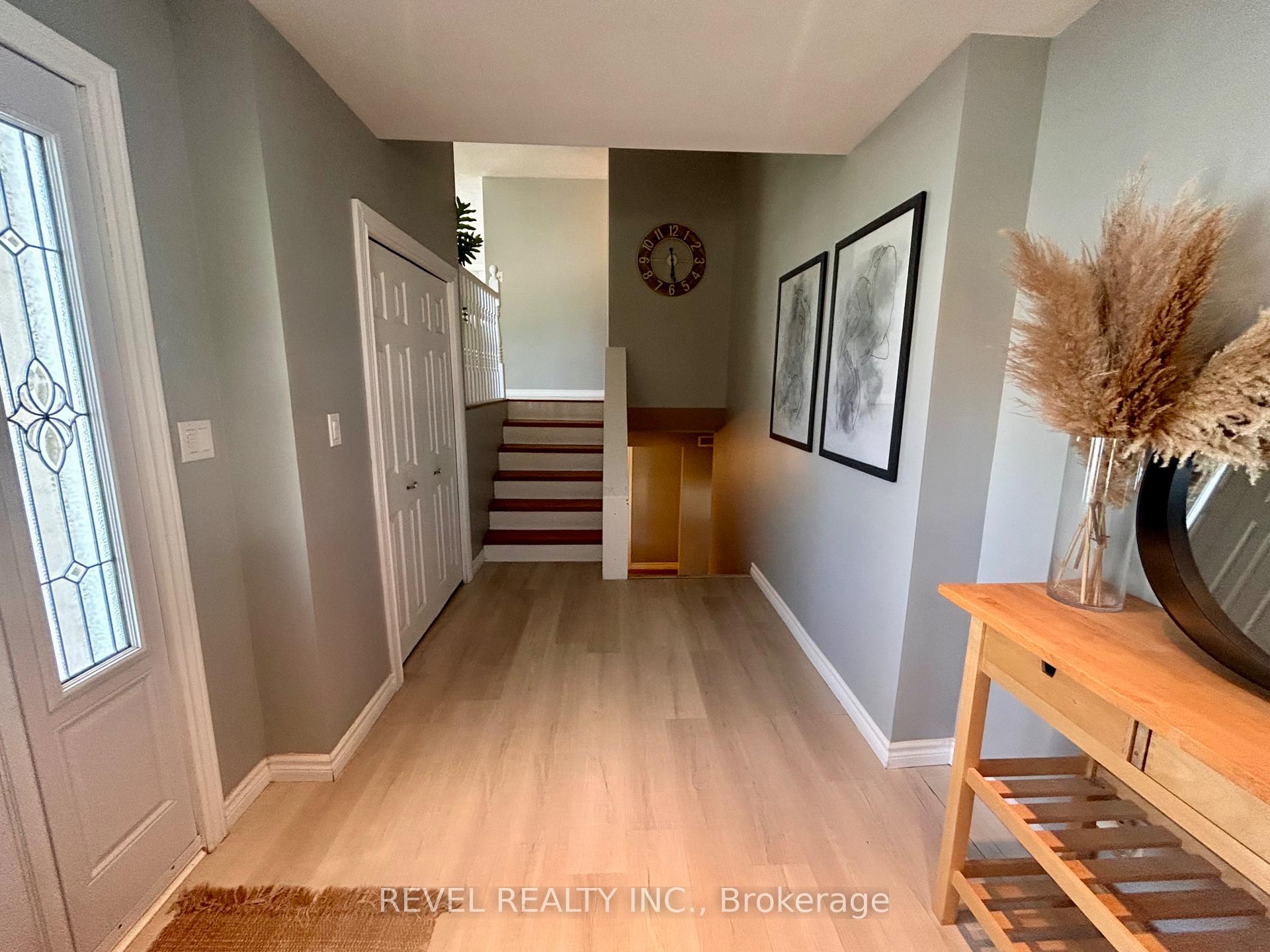 Photo 4 of 24 Cree Road, Cochrane — HOMEH