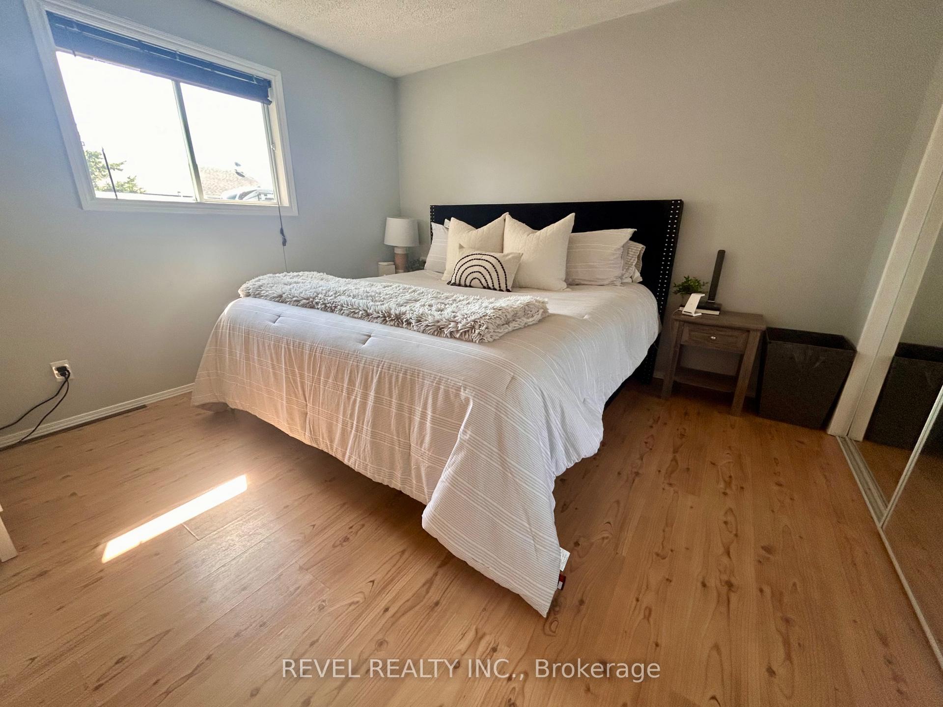 Photo 31 of 24 Cree Road, Cochrane — HOMEH