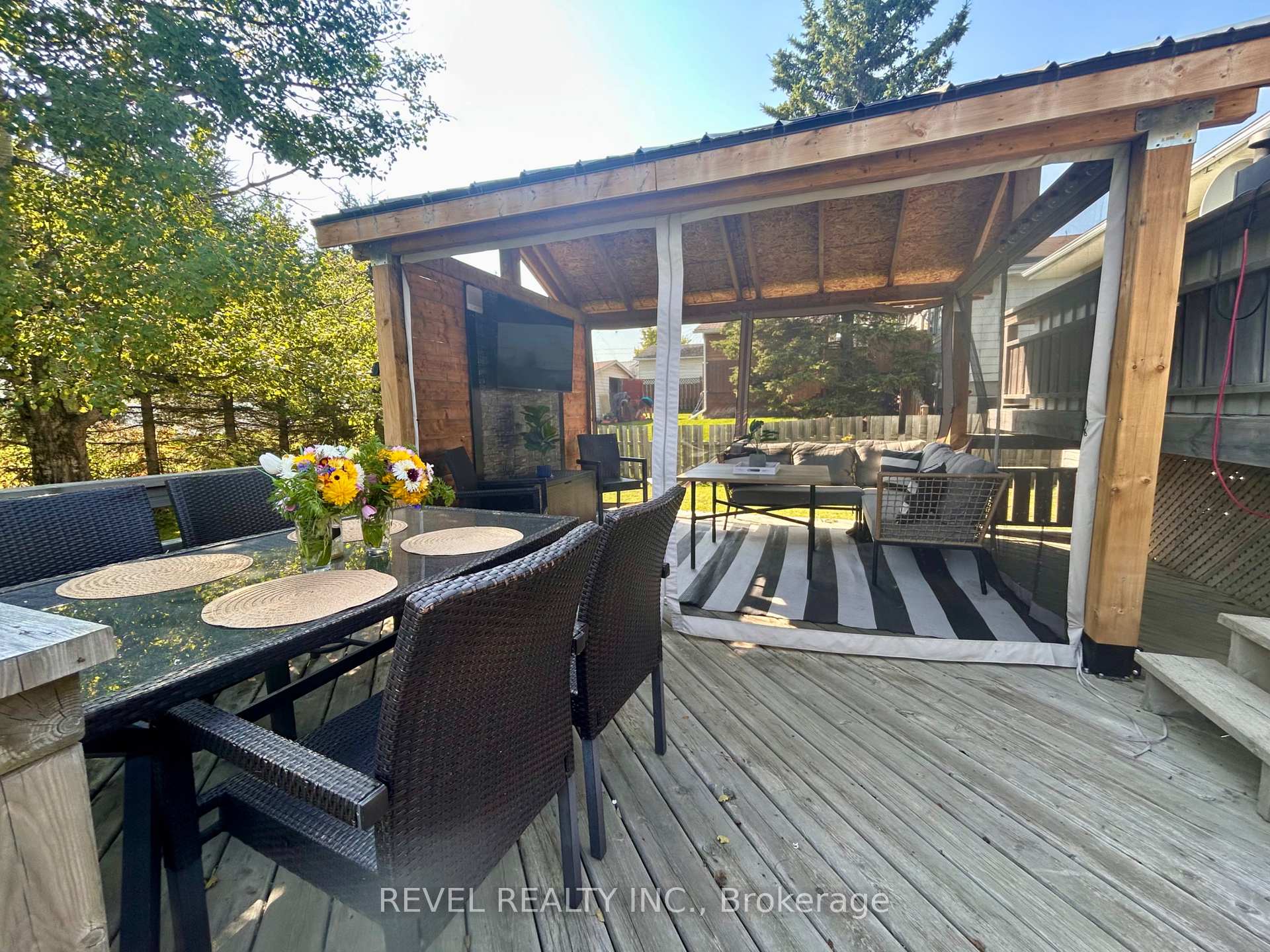 Photo 38 of 24 Cree Road, Cochrane — HOMEH