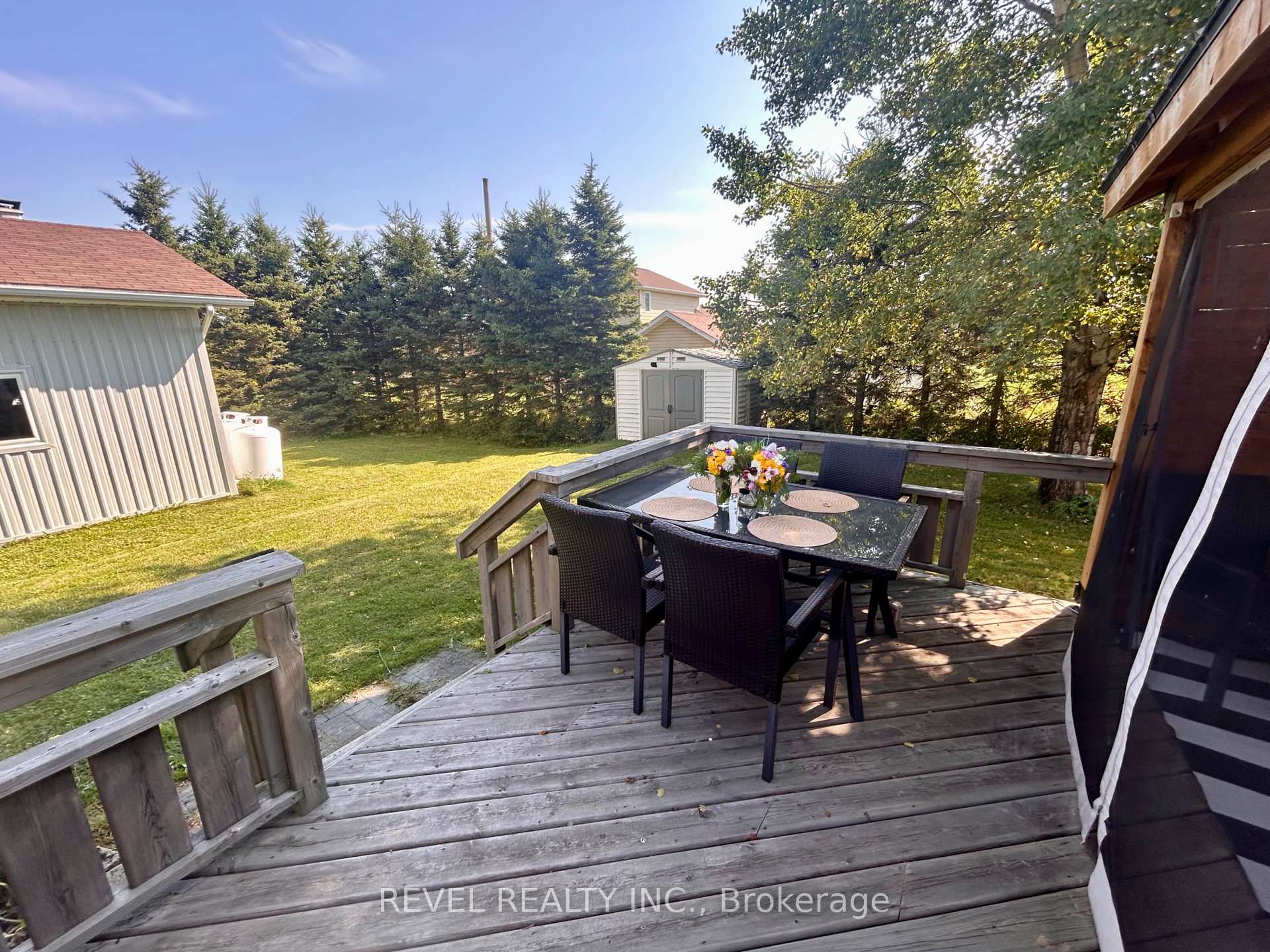 Photo 39 of 24 Cree Road, Cochrane — HOMEH