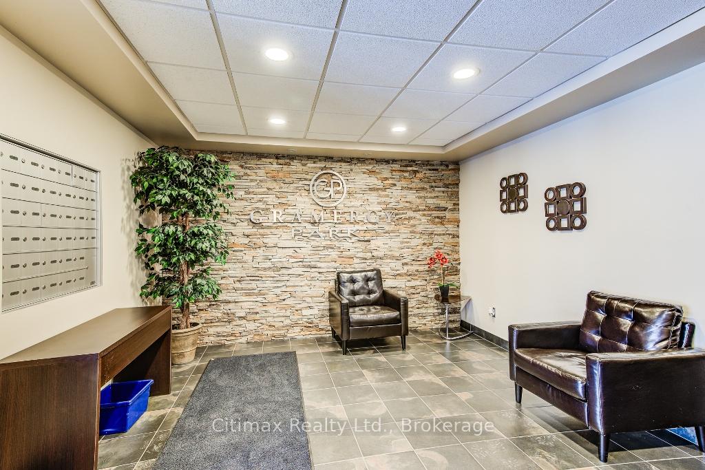 Photo 4 of Unit 307, 901 Paisley Road, Guelph, Willow West/Sugarbush/West Acres — HOMEH