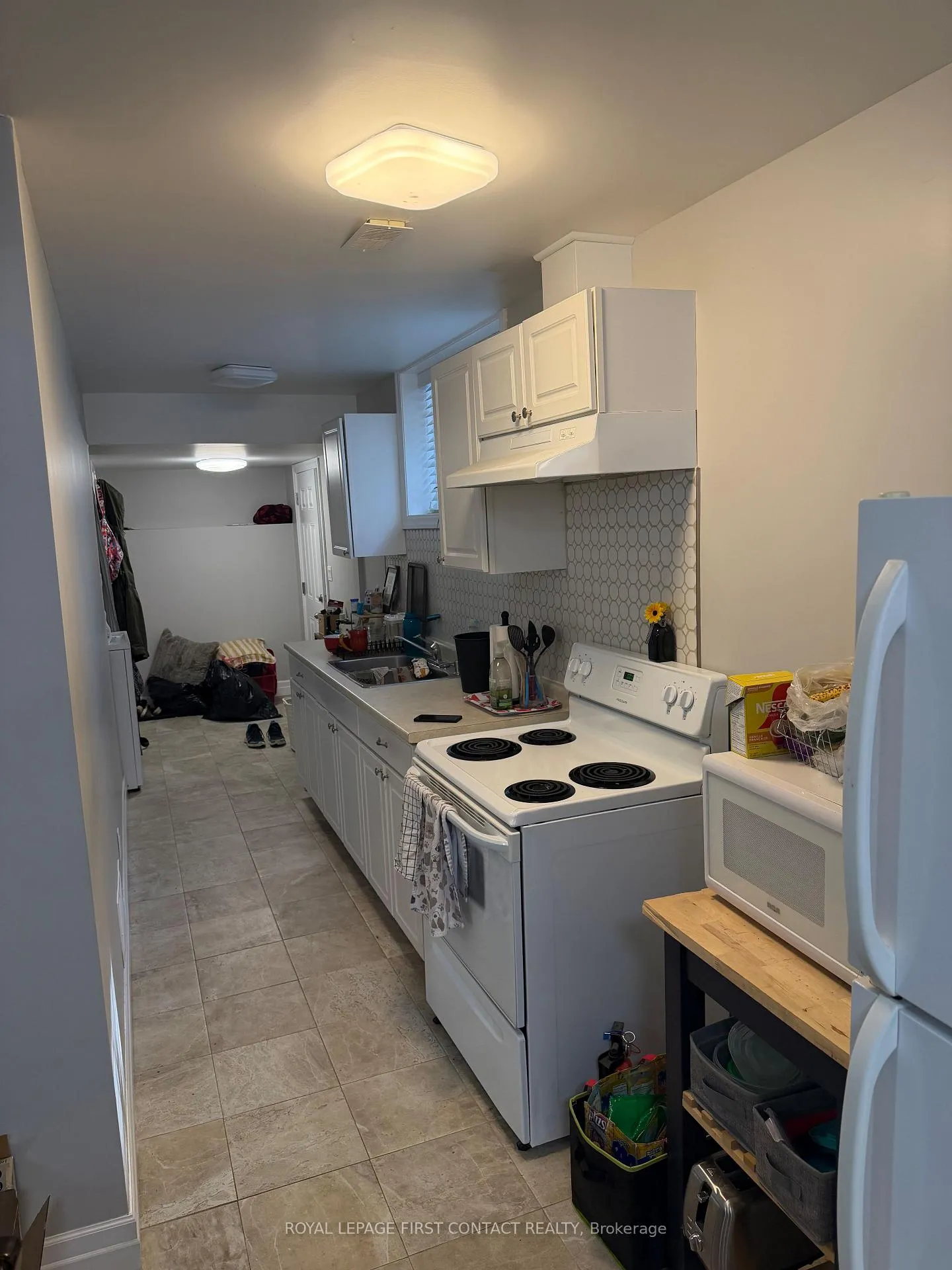 Photo 7 of Unit Lower, 3178 Oak Street, Innisfil, Rural Innisfil — HOMEH