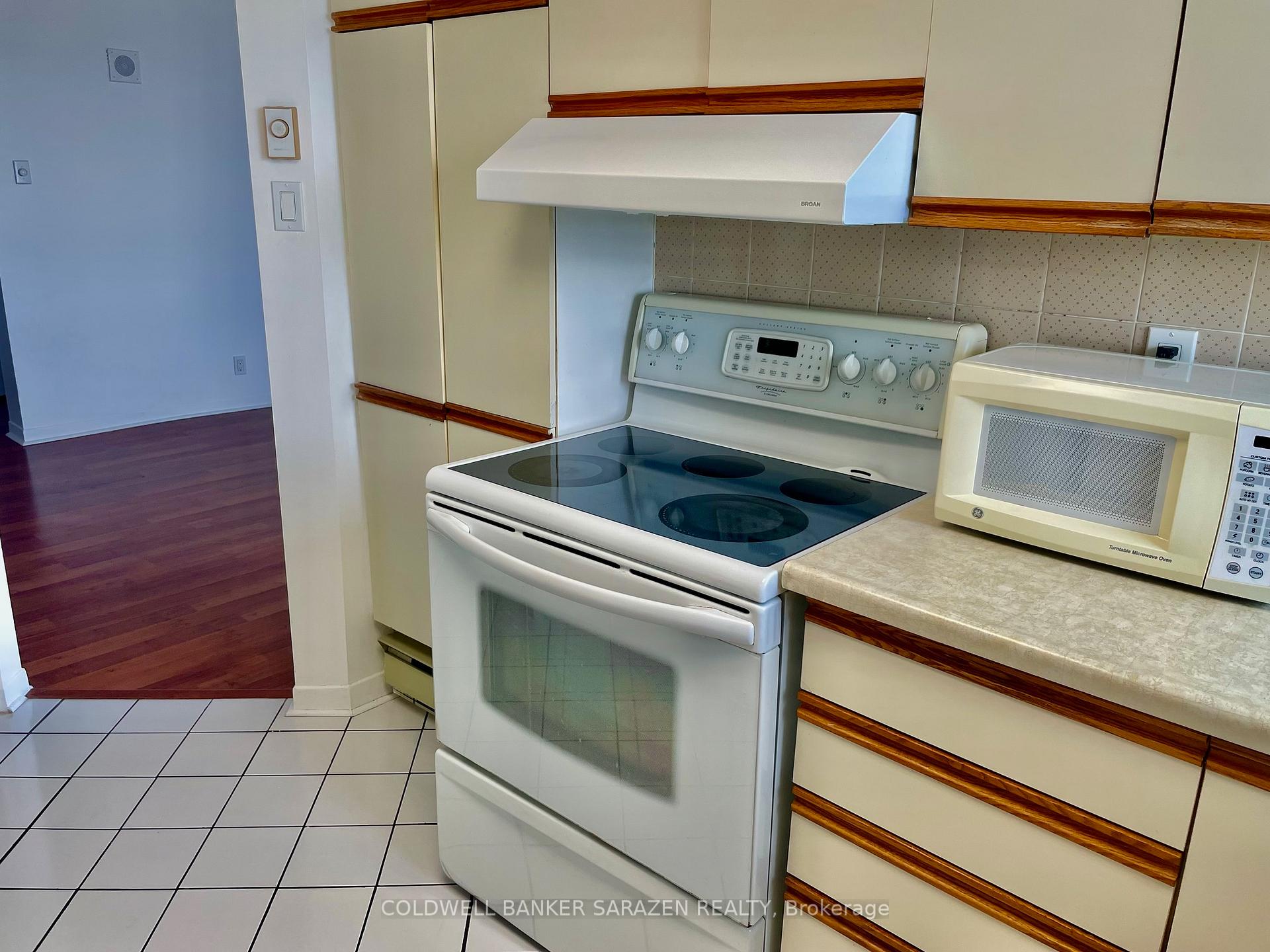 Photo 35 of Unit 1215, 80 Sandcastle Drive, Ottawa, Leslie Park — HOMEH