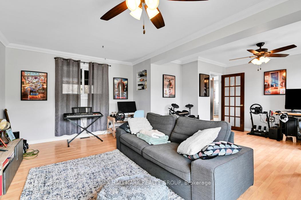 Photo 18 of 2206 Fife Crescent, Ottawa, Elmvale Acres — HOMEH