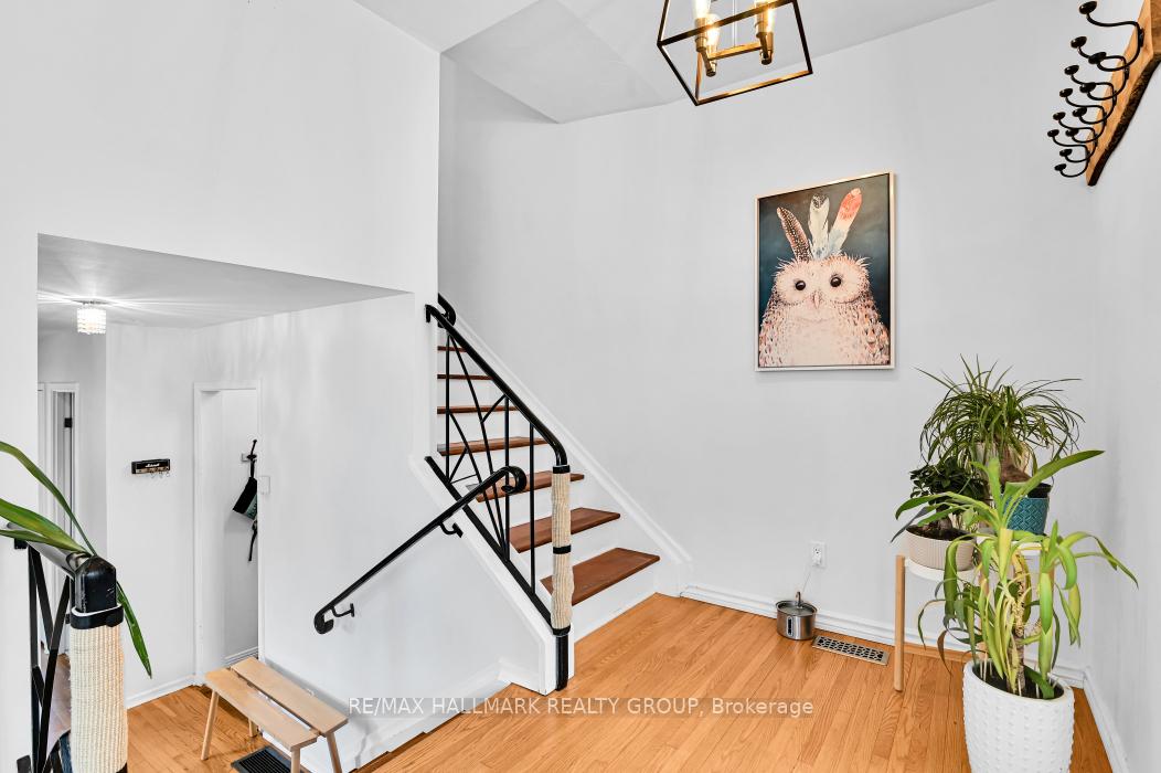 Photo 19 of 2206 Fife Crescent, Ottawa, Elmvale Acres — HOMEH