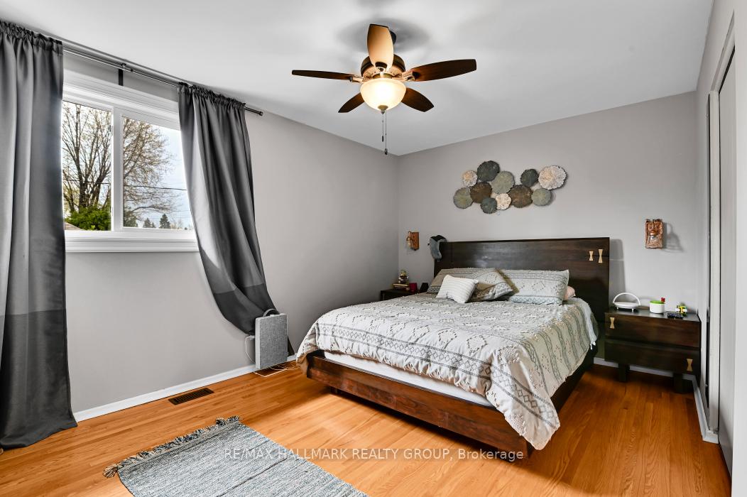 Photo 21 of 2206 Fife Crescent, Ottawa, Elmvale Acres — HOMEH