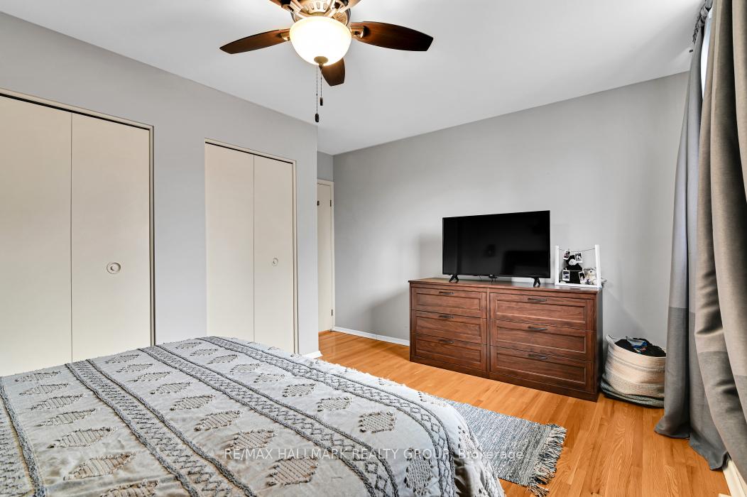 Photo 22 of 2206 Fife Crescent, Ottawa, Elmvale Acres — HOMEH