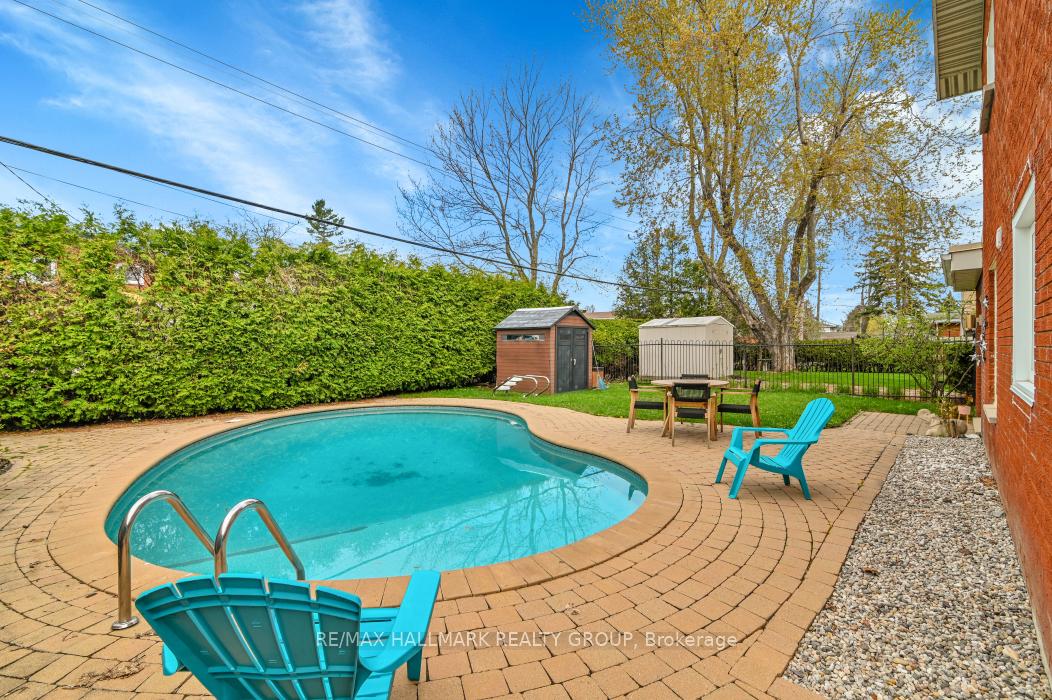 Photo 32 of 2206 Fife Crescent, Ottawa, Elmvale Acres — HOMEH