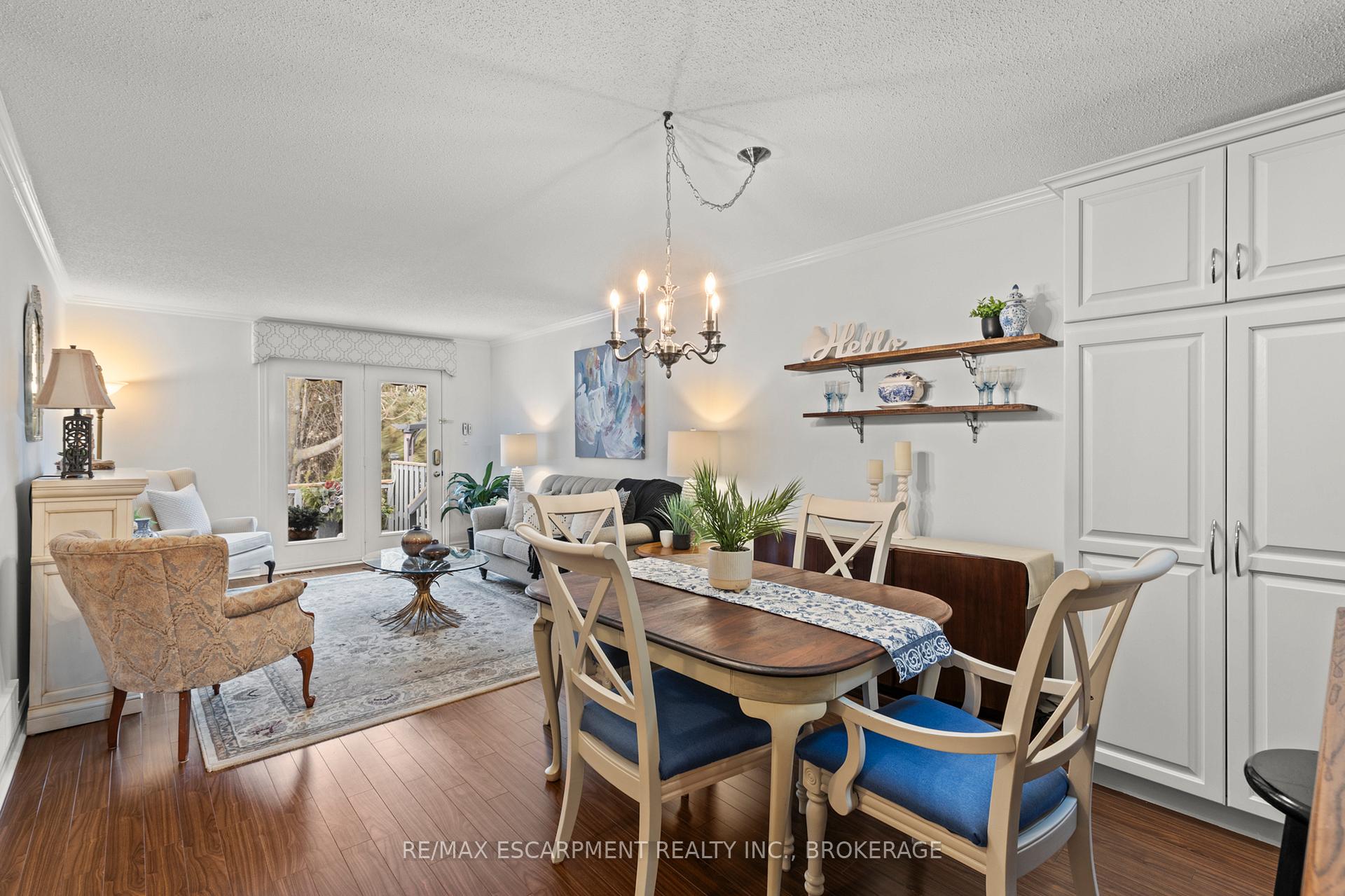 Photo 12 of Unit 10, 19 Bartlett Avenue, Grimsby, Grimsby East — HOMEH