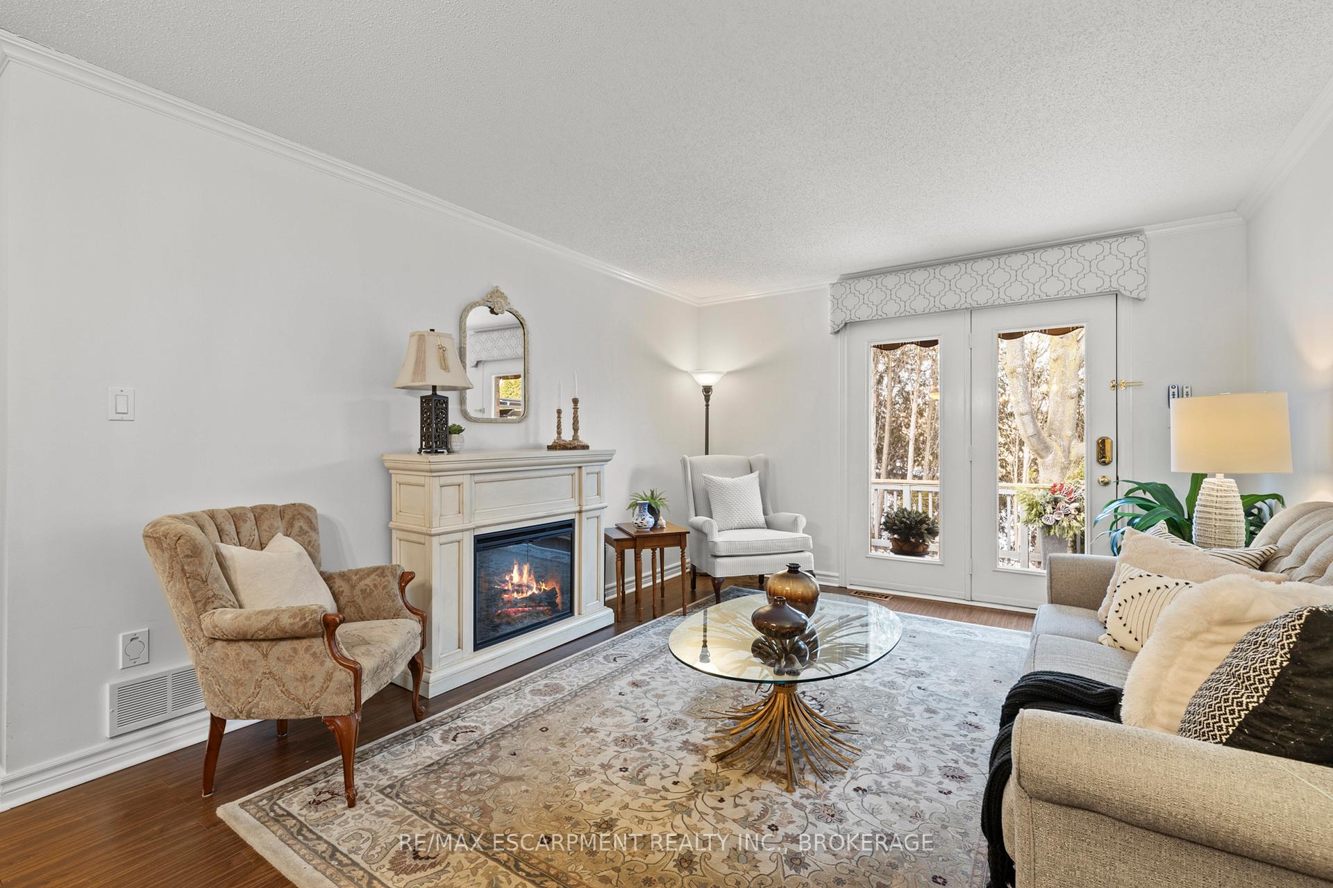 Photo 14 of Unit 10, 19 Bartlett Avenue, Grimsby, Grimsby East — HOMEH
