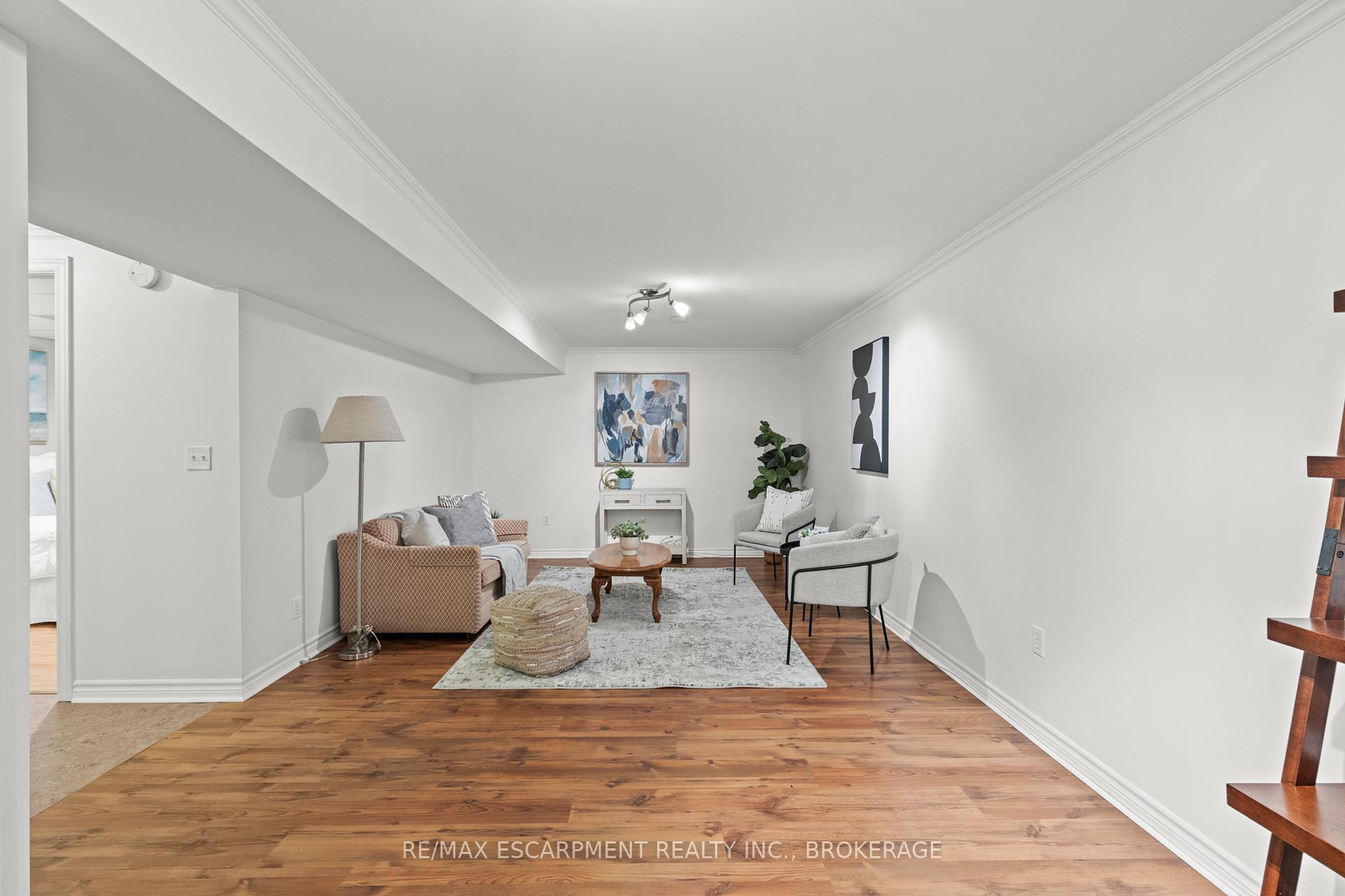 Photo 22 of Unit 10, 19 Bartlett Avenue, Grimsby, Grimsby East — HOMEH