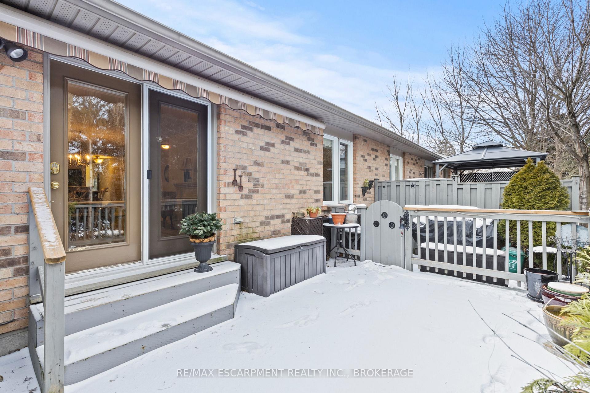 Photo 29 of Unit 10, 19 Bartlett Avenue, Grimsby, Grimsby East — HOMEH