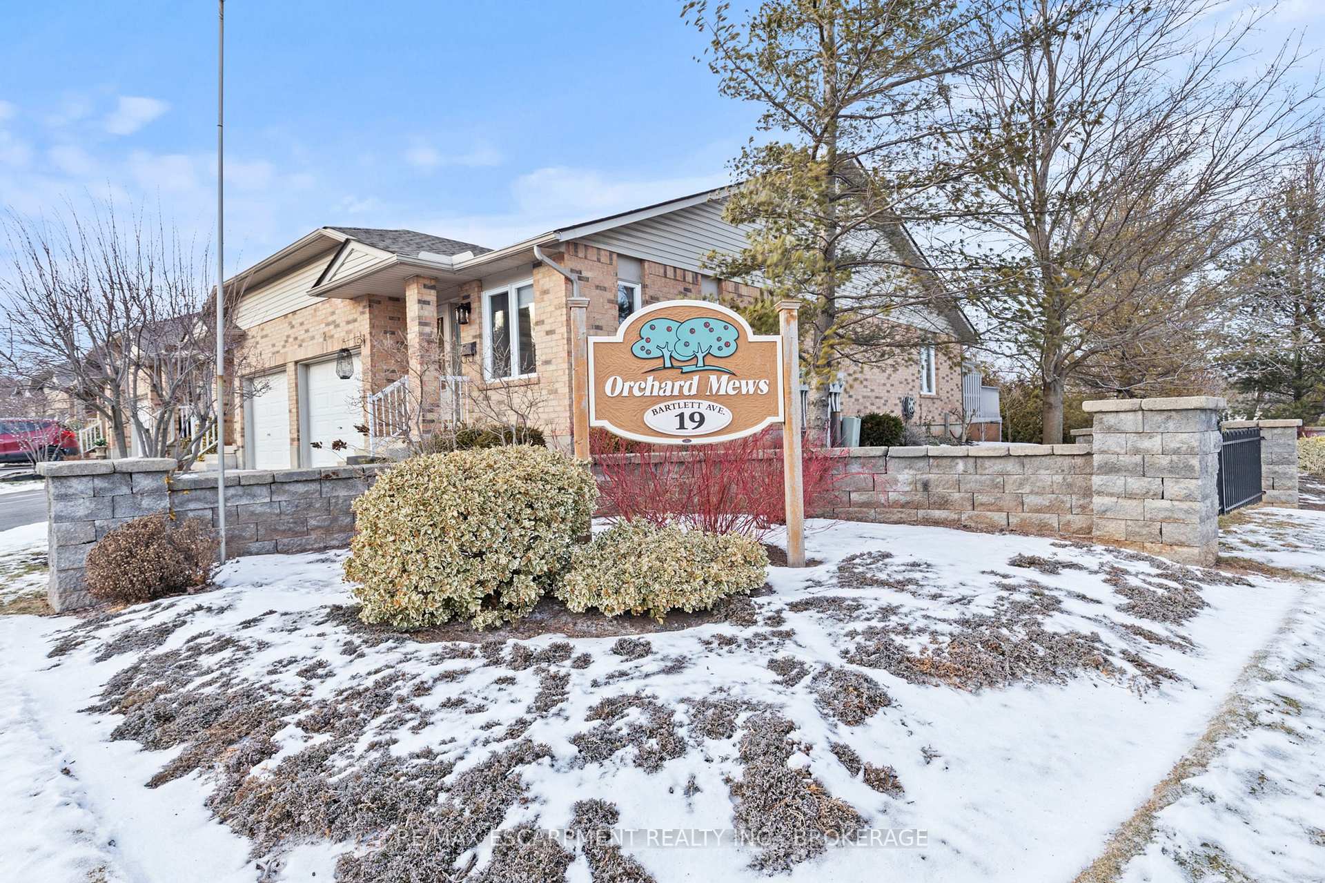 Photo 31 of Unit 10, 19 Bartlett Avenue, Grimsby, Grimsby East — HOMEH