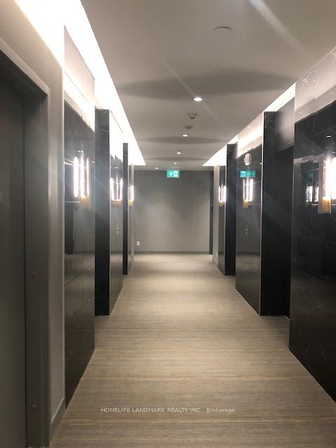 Photo 5 of Unit 5106, 950 Portage Parkway, Vaughan, Vaughan Corporate Centre — HOMEH