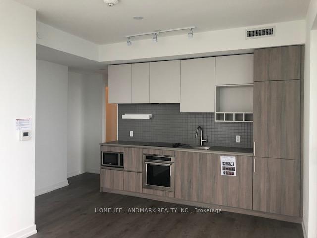 Photo 11 of Unit 5106, 950 Portage Parkway, Vaughan, Vaughan Corporate Centre — HOMEH