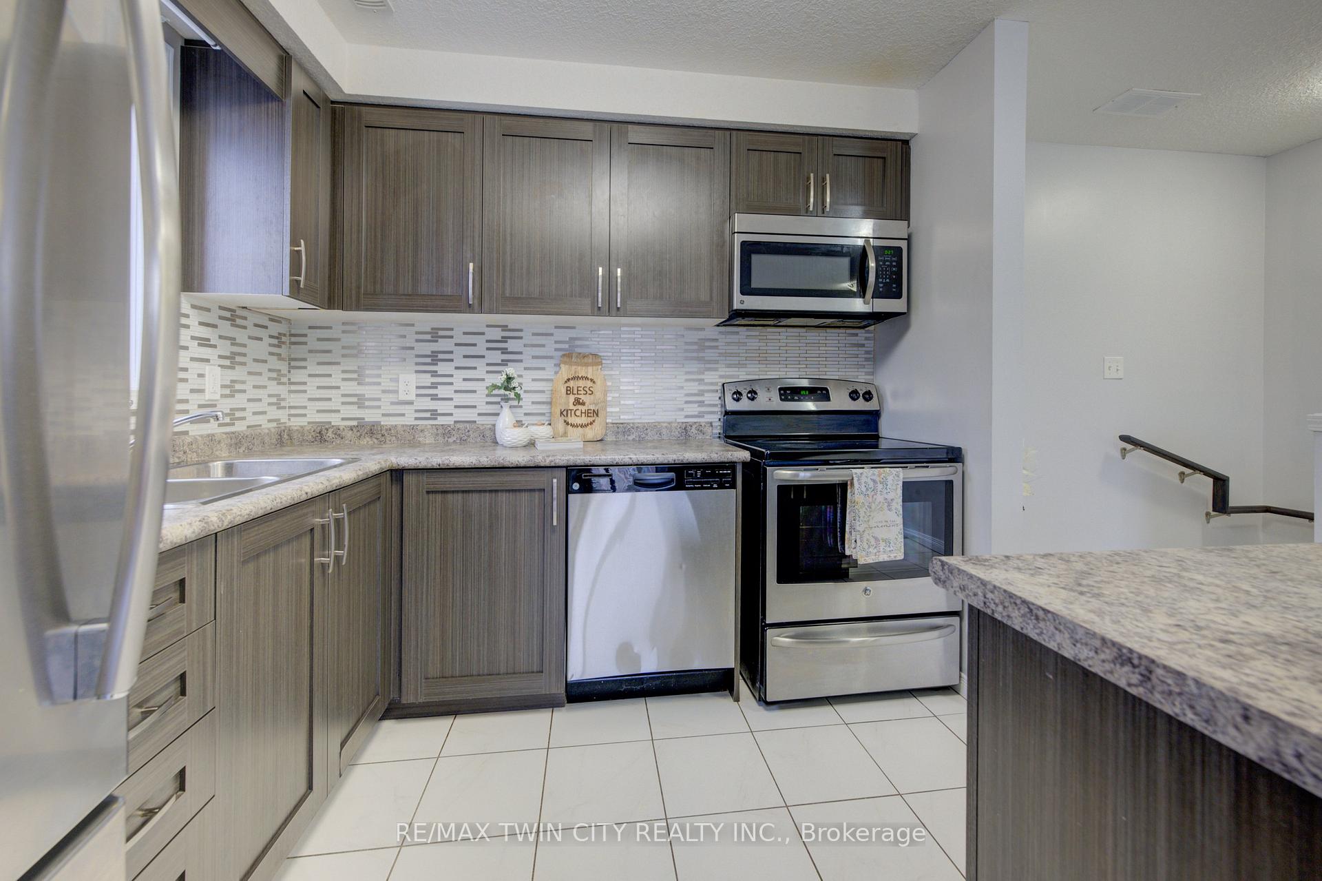 Photo 14 of Unit B, 24 Sienna Street, Kitchener — HOMEH