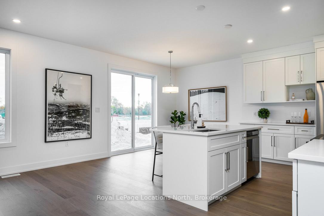 Photo 6 of 11 Swain Crescent, Collingwood — HOMEH