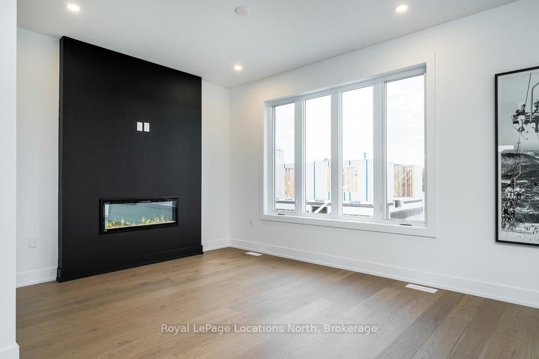 Photo 13 of 11 Swain Crescent, Collingwood — HOMEH