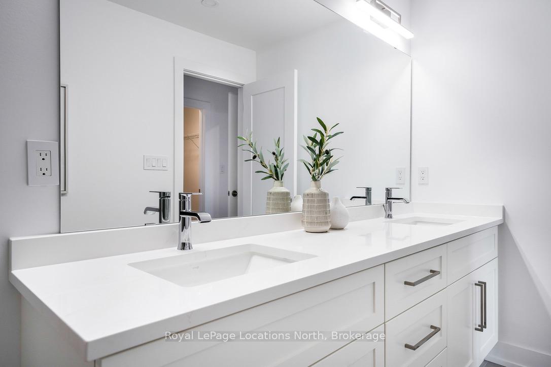 Photo 24 of 11 Swain Crescent, Collingwood — HOMEH