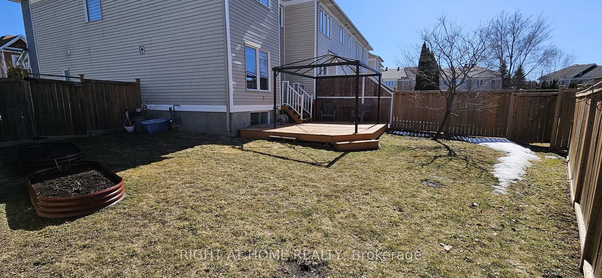Photo 27 of 50 Madaket Private, Ottawa, Kanata - Emerald Meadows/Trailwest — HOMEH