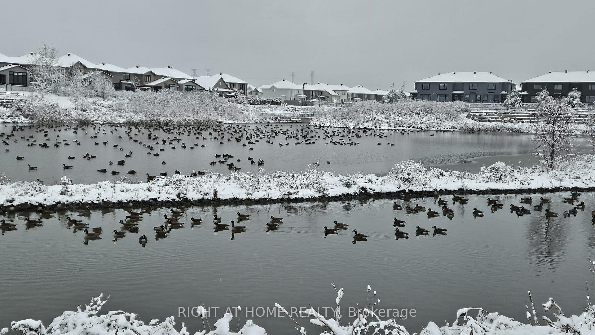Photo 29 of 50 Madaket Private, Ottawa, Kanata - Emerald Meadows/Trailwest — HOMEH