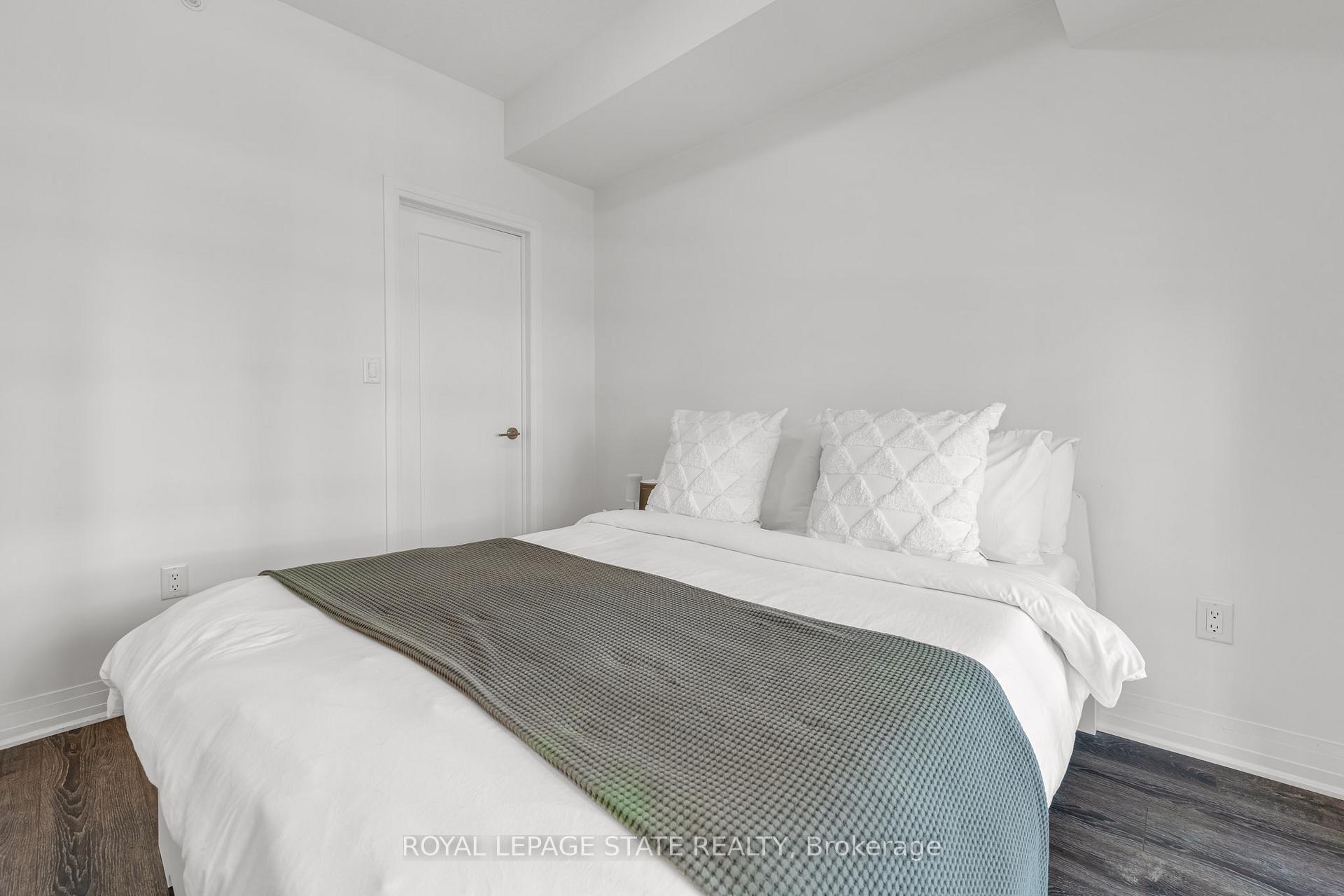 Photo 16 of Unit 416, 10 Concord Place, Grimsby, Grimsby Beach — HOMEH