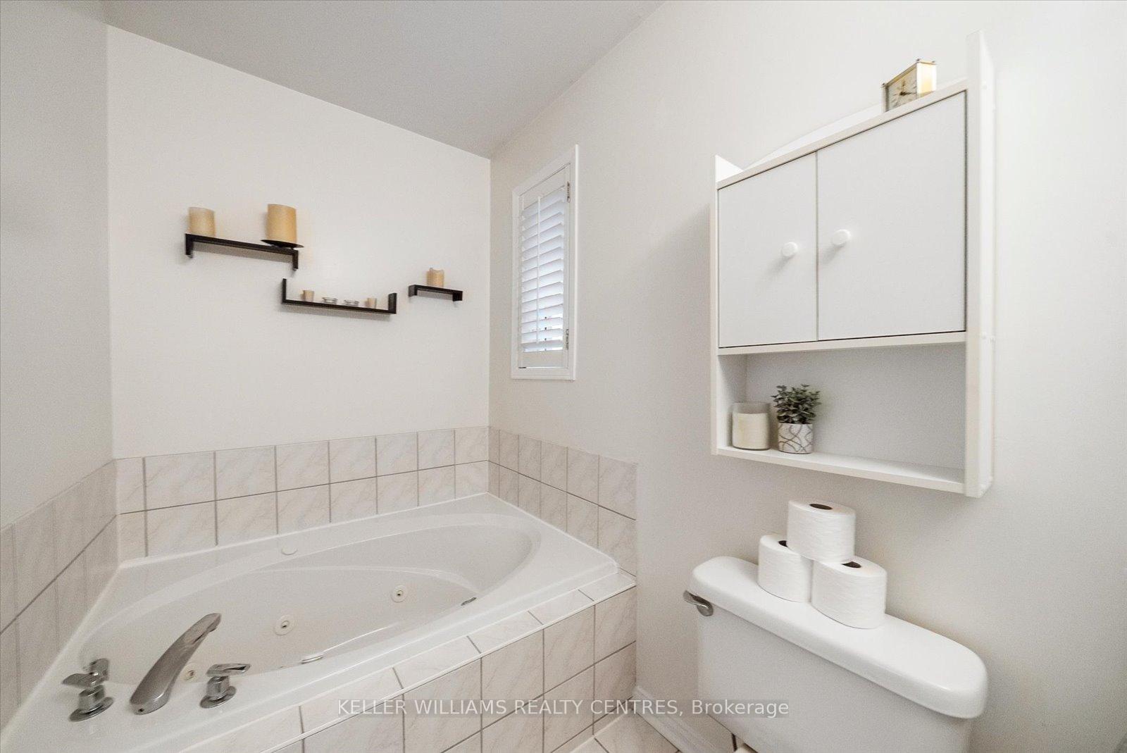 Photo 10 of 35 Millcliff Circle, Aurora, Aurora Grove — HOMEH