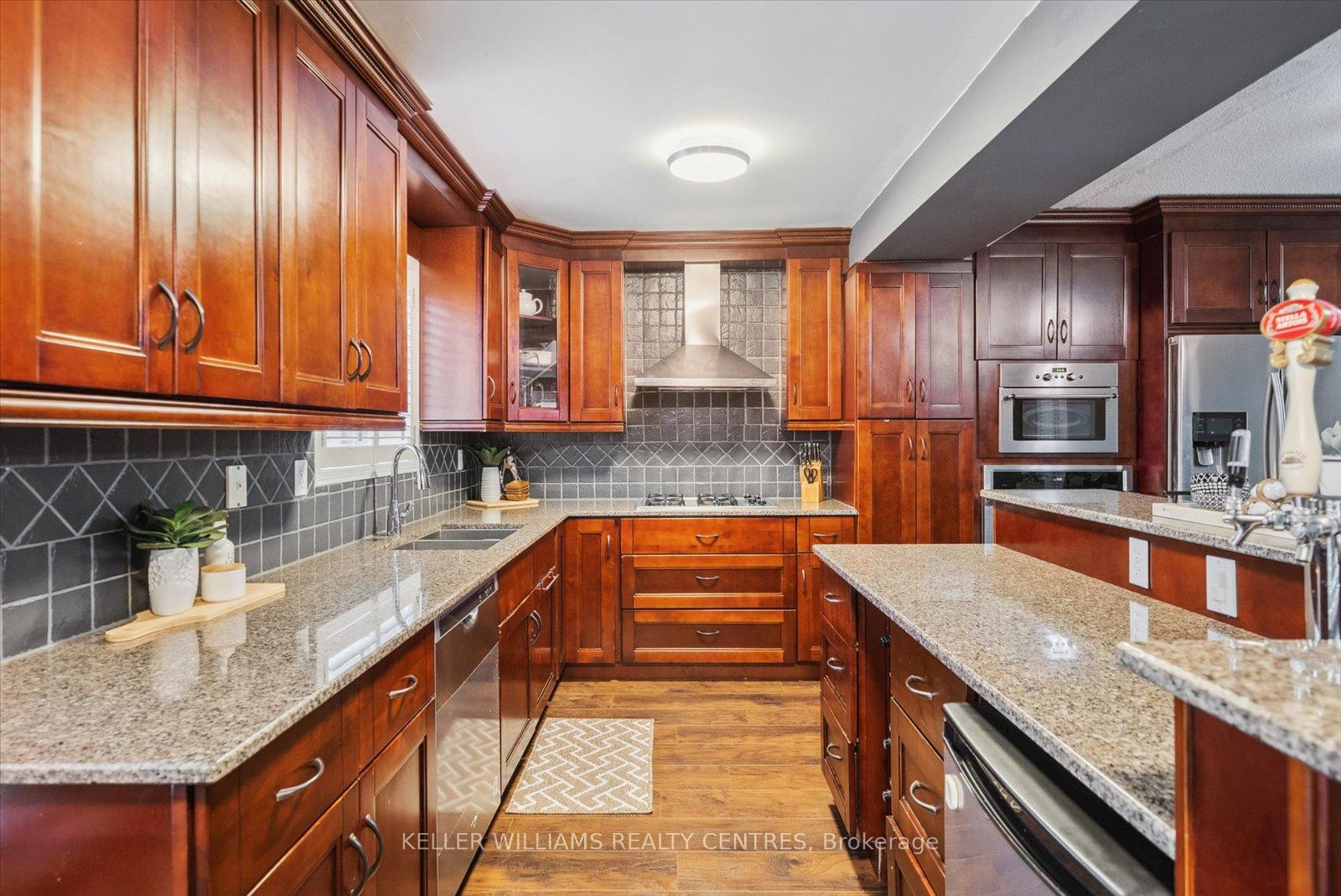 Photo 15 of 35 Millcliff Circle, Aurora, Aurora Grove — HOMEH