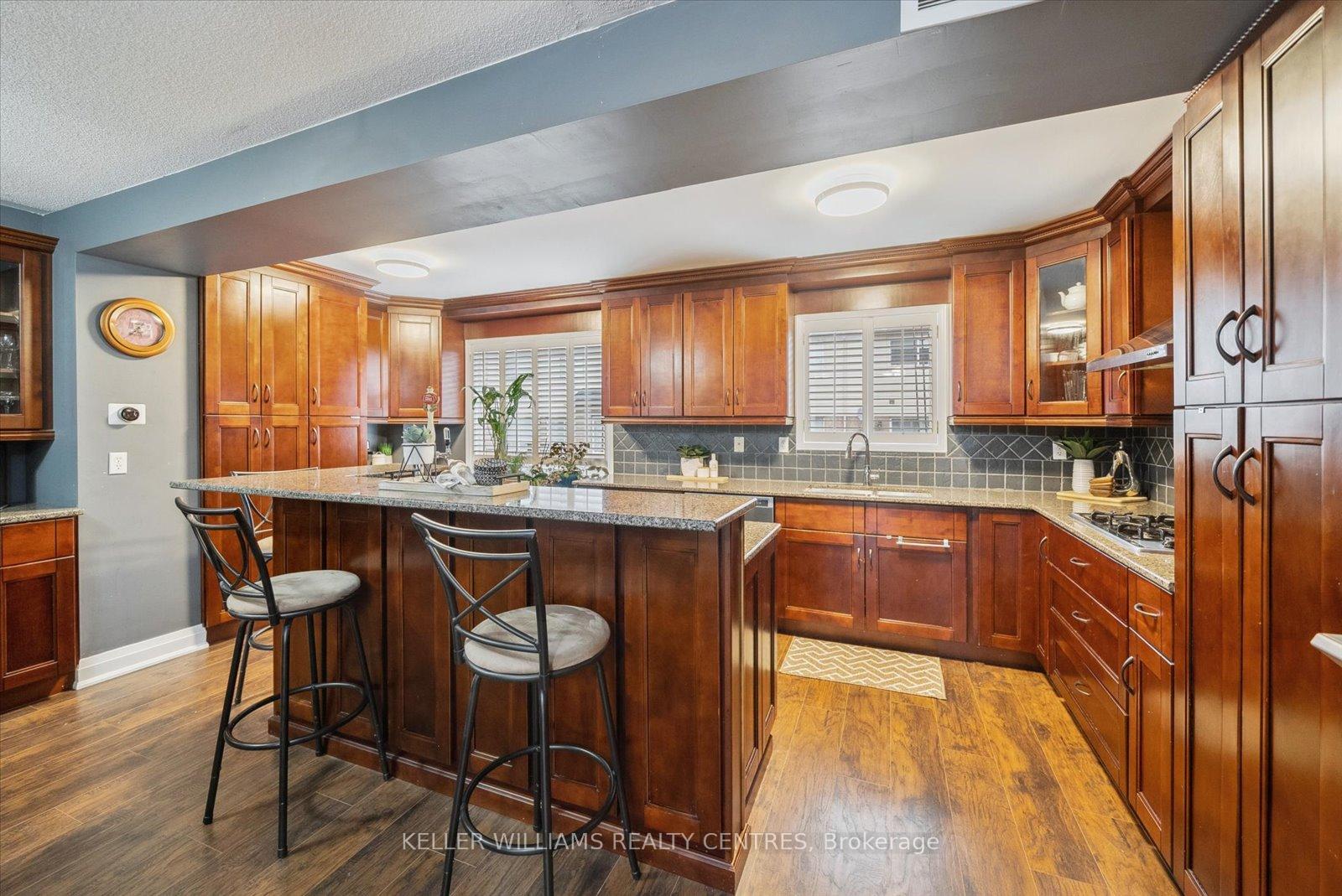 Photo 17 of 35 Millcliff Circle, Aurora, Aurora Grove — HOMEH