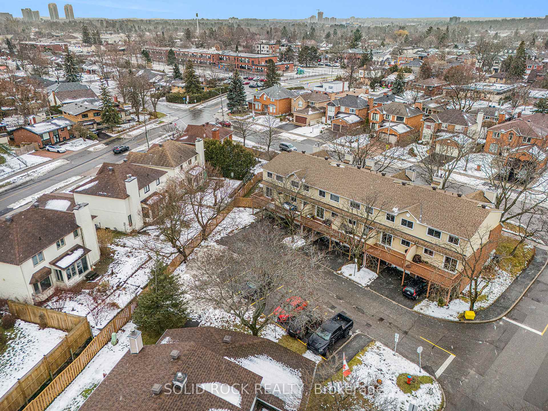 Photo 47 of 10 Esterlawn, Ottawa, McKellar Heights/Glabar Park — HOMEH