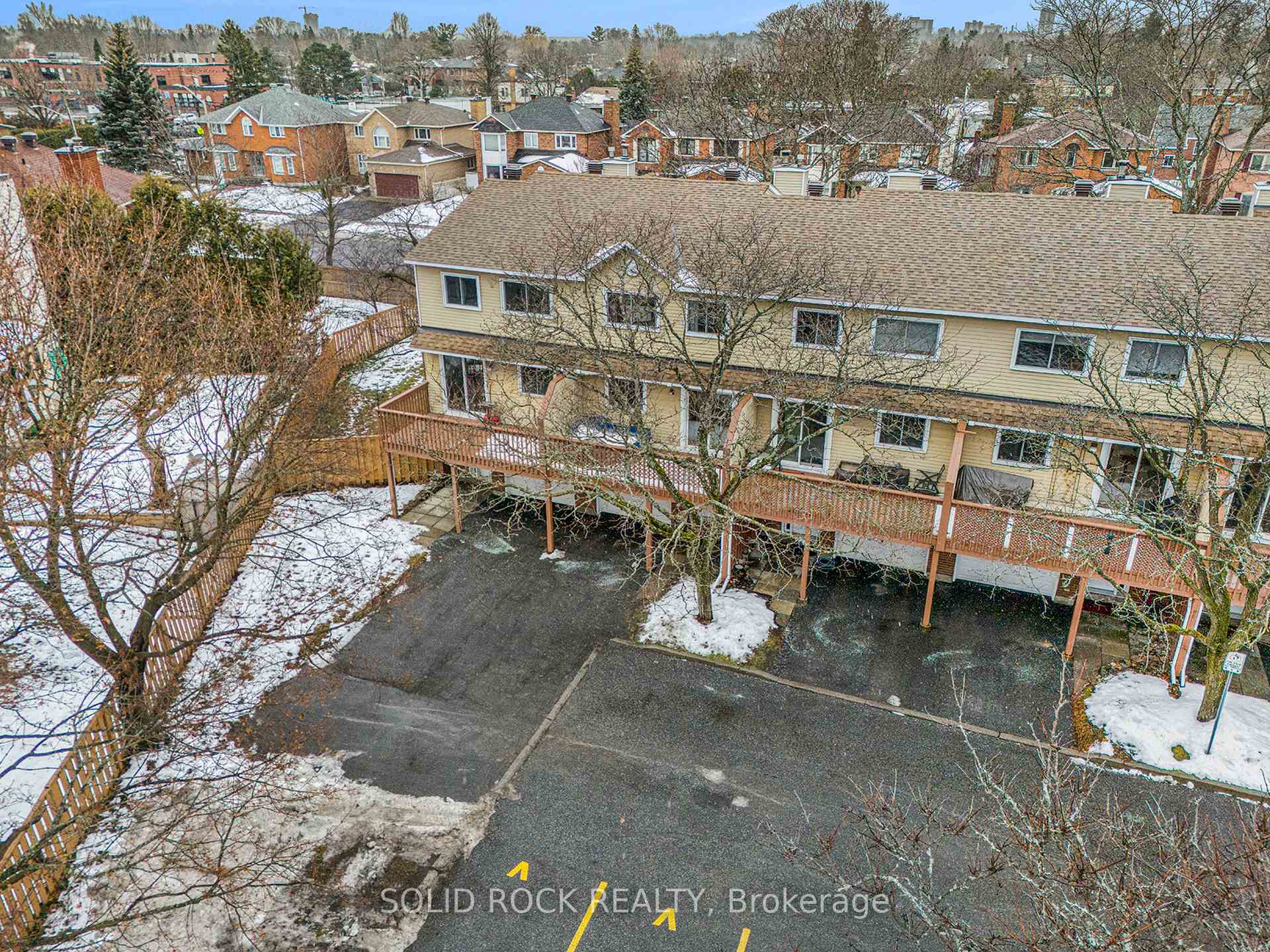 Photo 42 of 10 Esterlawn, Ottawa, McKellar Heights/Glabar Park — HOMEH