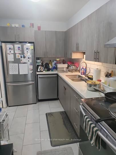 Photo 4 of Unit 304, 5 Massey Square, Toronto, Crescent Town — HOMEH