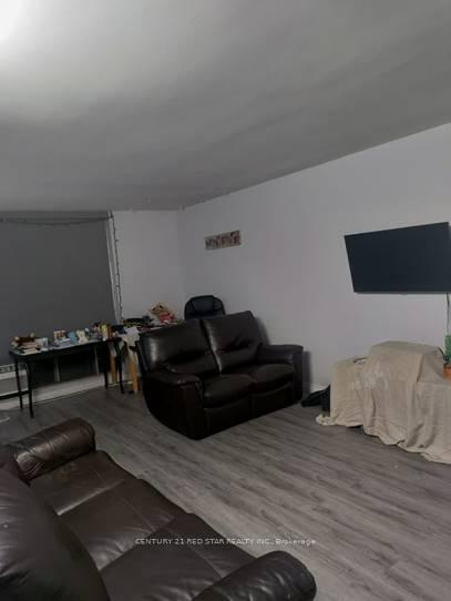 Photo 5 of Unit 304, 5 Massey Square, Toronto, Crescent Town — HOMEH