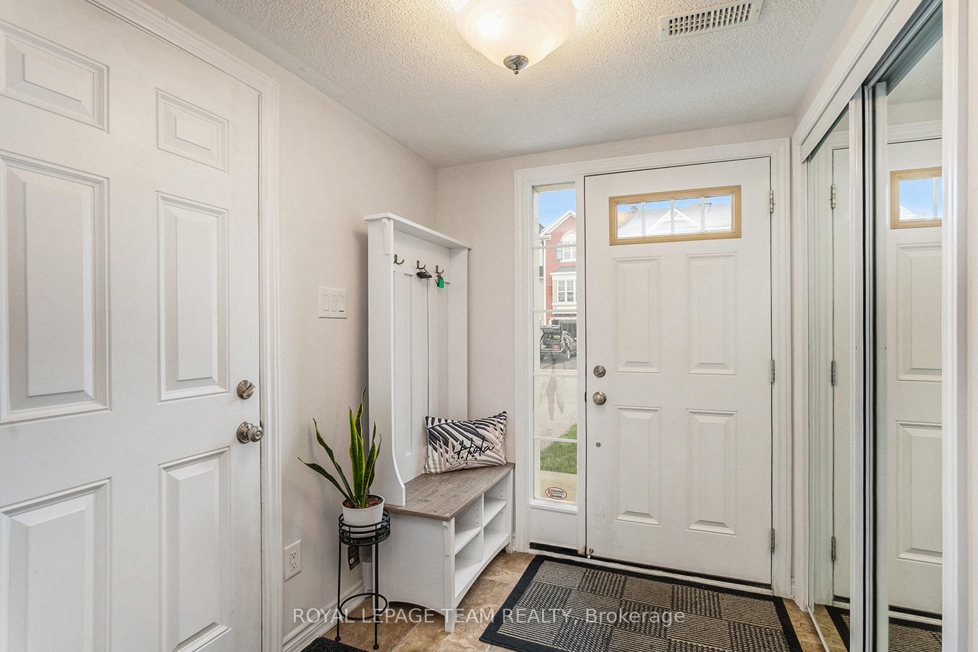 Photo 4 of 549 Snow Goose Street, Ottawa, Barrhaven - Half Moon Bay — HOMEH
