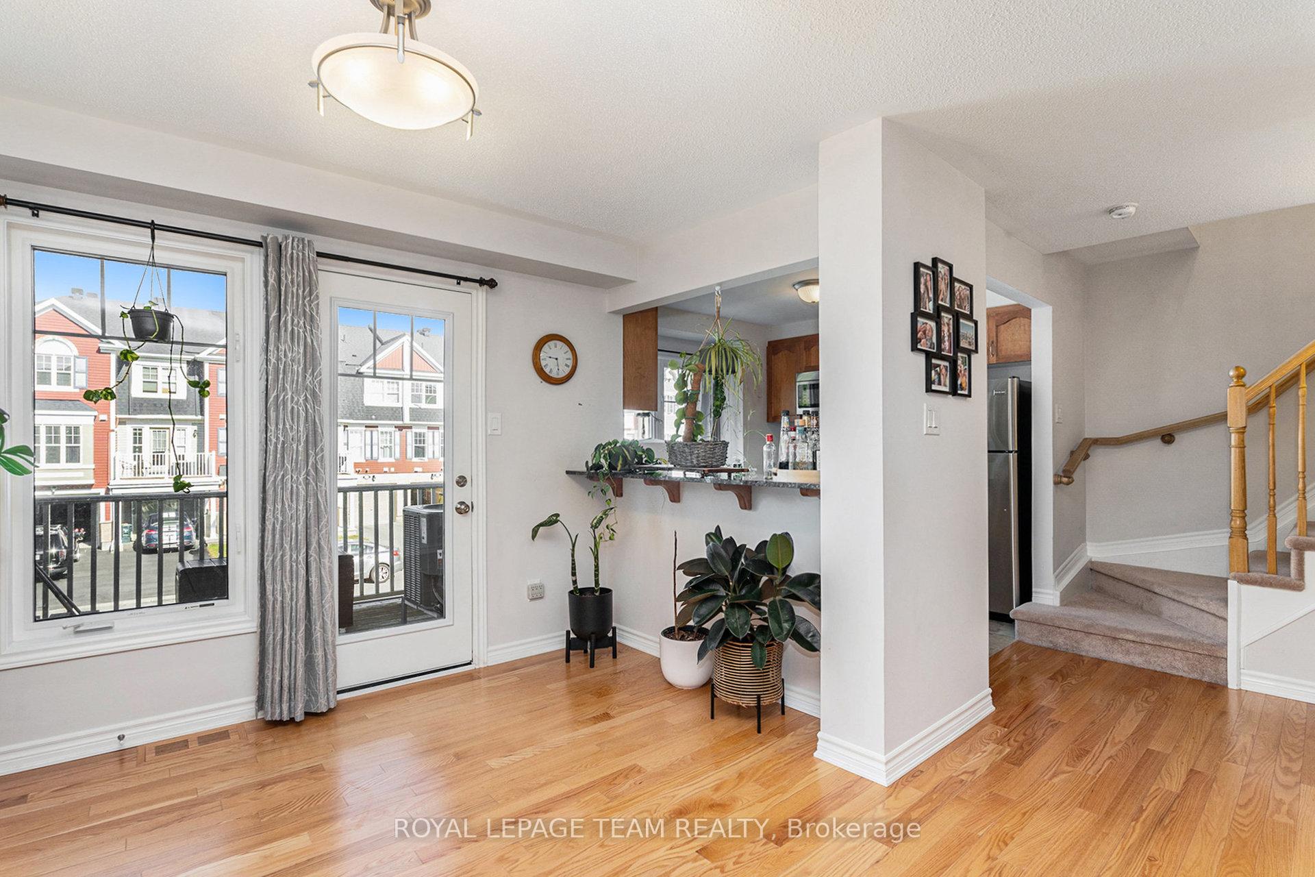 Photo 5 of 549 Snow Goose Street, Ottawa, Barrhaven - Half Moon Bay — HOMEH