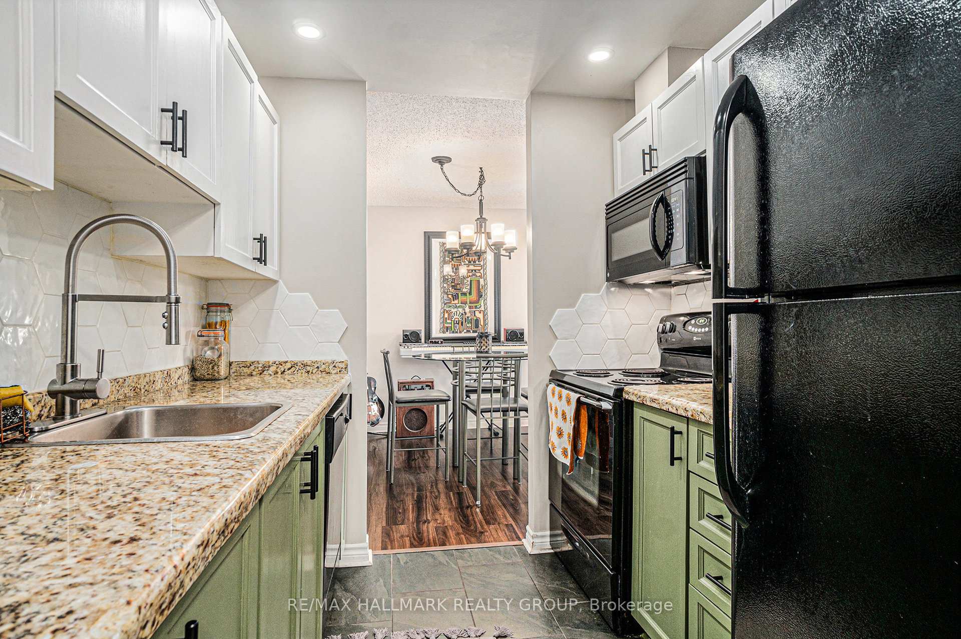 Photo 16 of Unit 411, 1177 Belanger Avenue, Ottawa, Billings Bridge — HOMEH