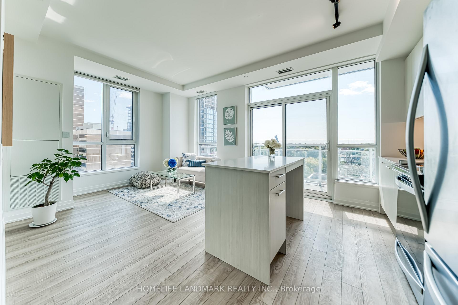 Photo 10 of Unit unit 712, 286 Main Street, Toronto, East End-Danforth — HOMEH