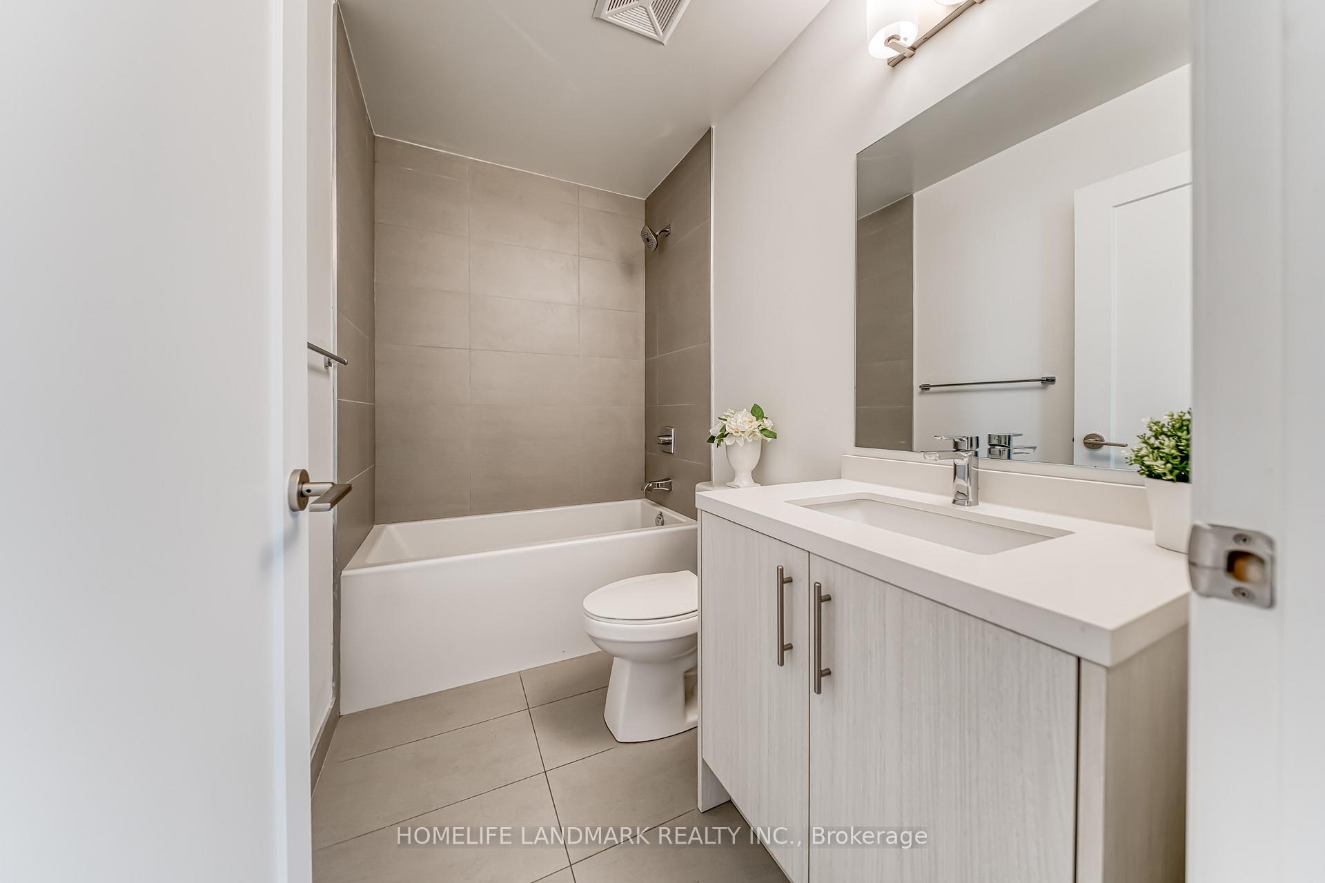 Photo 19 of Unit unit 712, 286 Main Street, Toronto, East End-Danforth — HOMEH