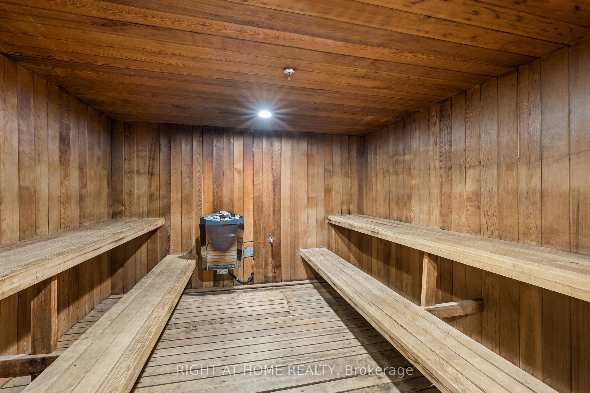 Photo 40 of Unit 106, 555 Brittany Drive, Ottawa, Viscount Alexander Park — HOMEH