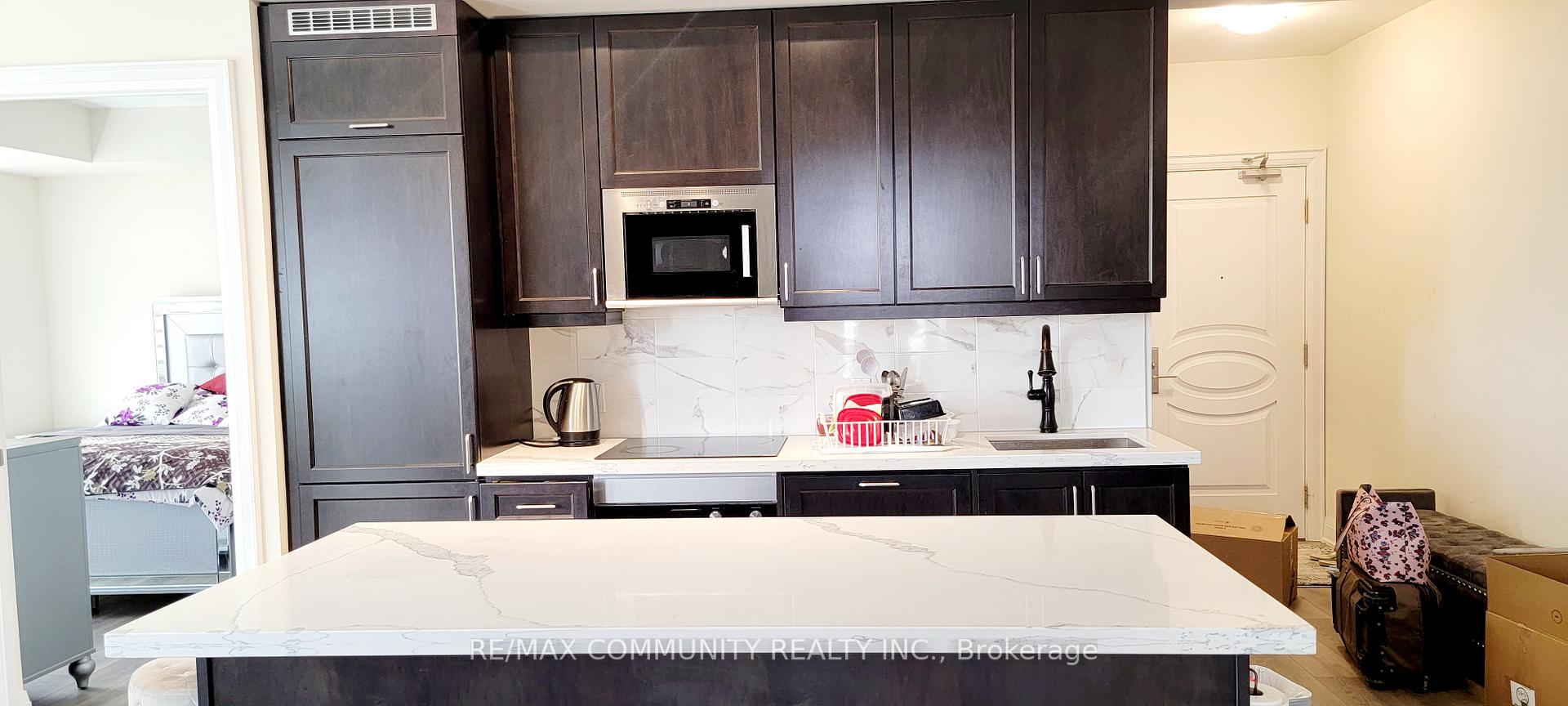 Photo 9 of Unit 1708, 9075 Jane Street, Vaughan, Concord — HOMEH