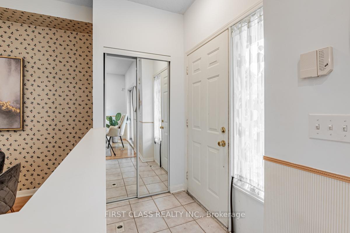 Photo 23 of Unit 8, 5 St Moritz Way, Markham, Unionville — HOMEH