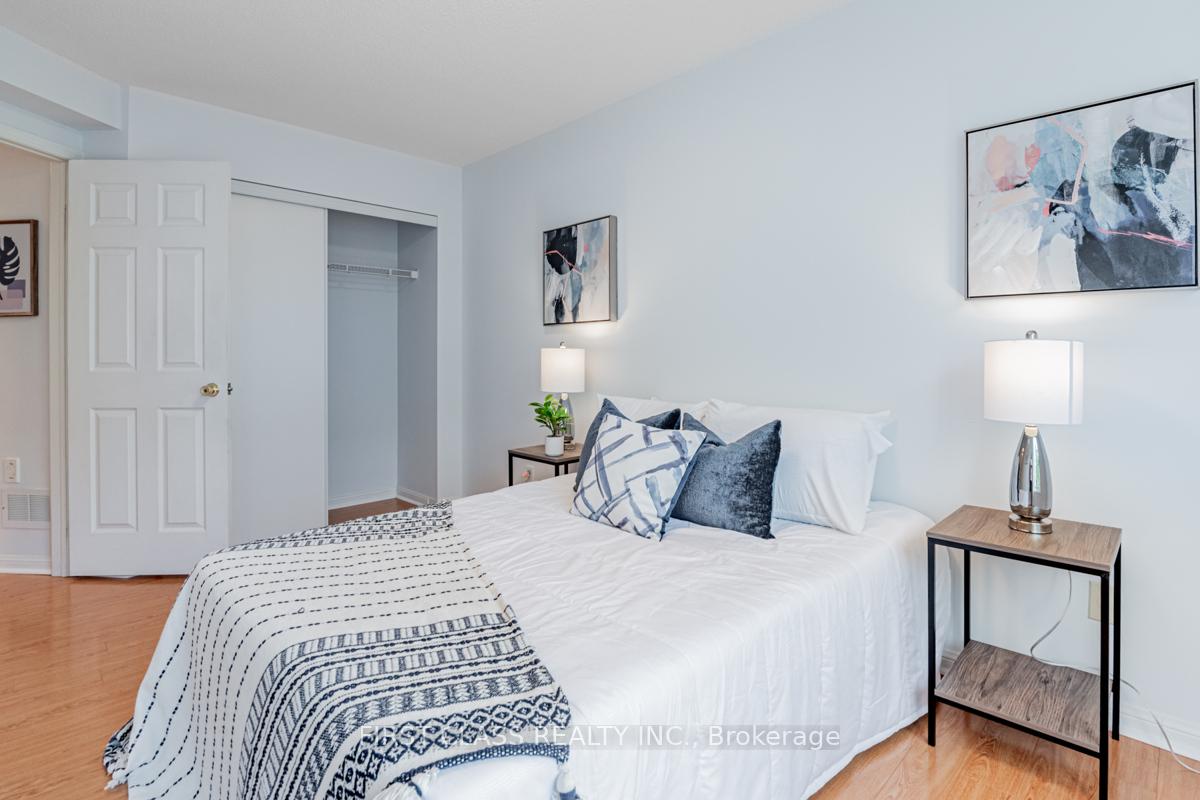 Photo 35 of Unit 8, 5 St Moritz Way, Markham, Unionville — HOMEH