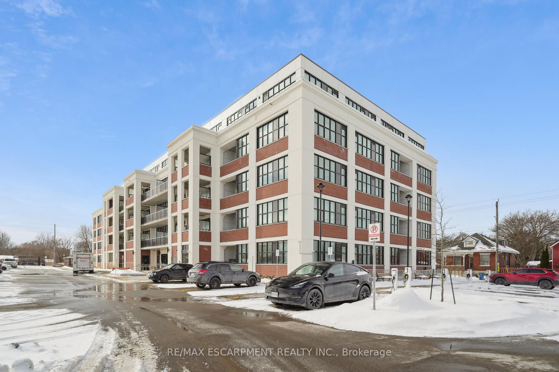 Photo 3 of Unit 527, 120 Huron Street, Guelph, St. Patrick's Ward — HOMEH