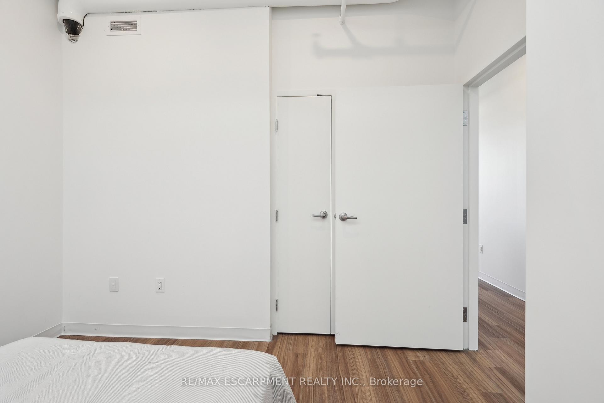 Photo 10 of Unit 527, 120 Huron Street, Guelph, St. Patrick's Ward — HOMEH