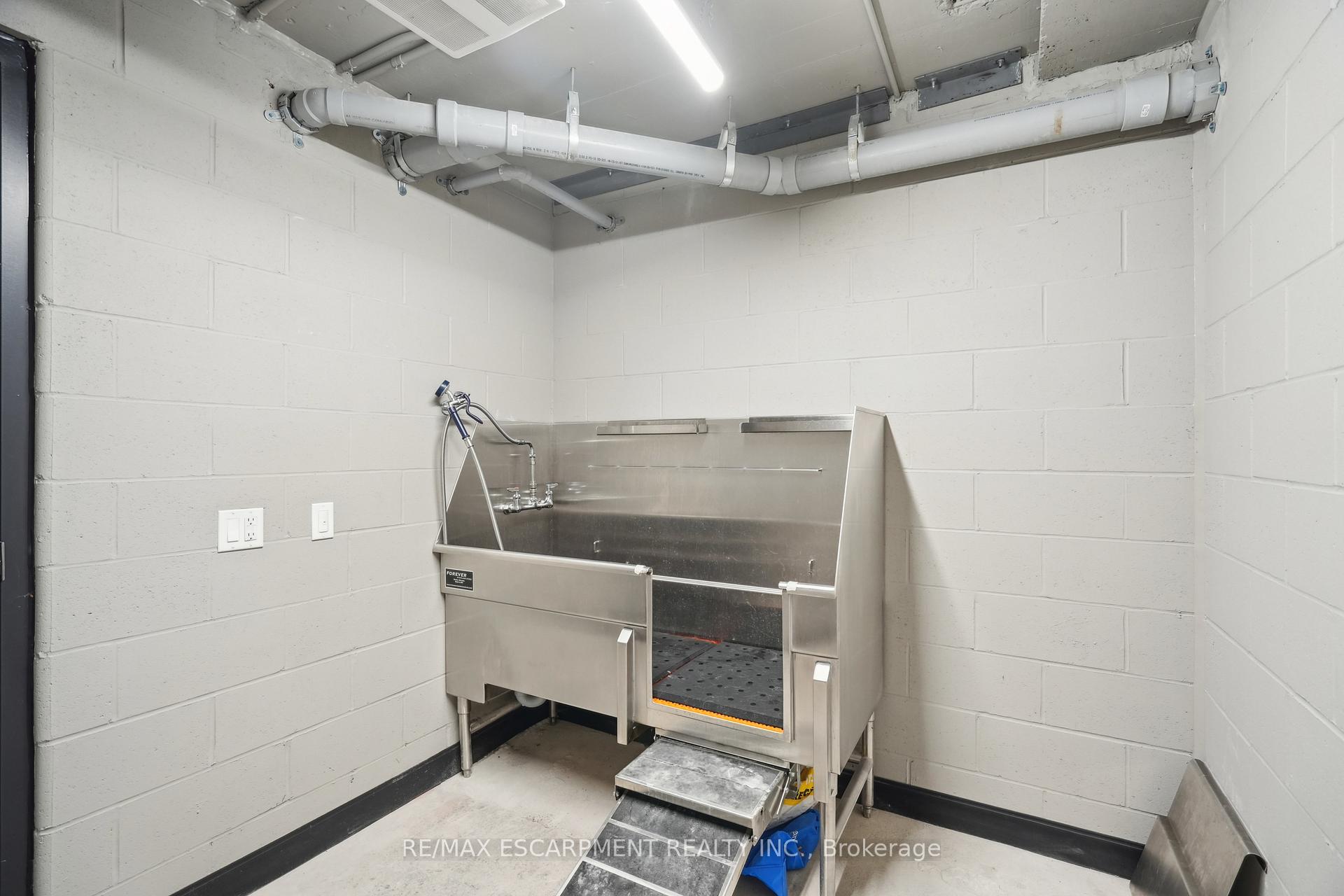Photo 25 of Unit 527, 120 Huron Street, Guelph, St. Patrick's Ward — HOMEH
