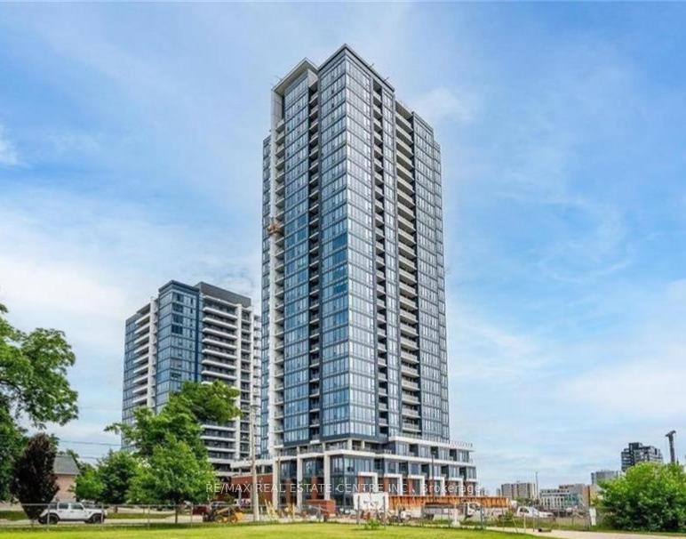 Front of Unit 1507, 15 Wellington Street S