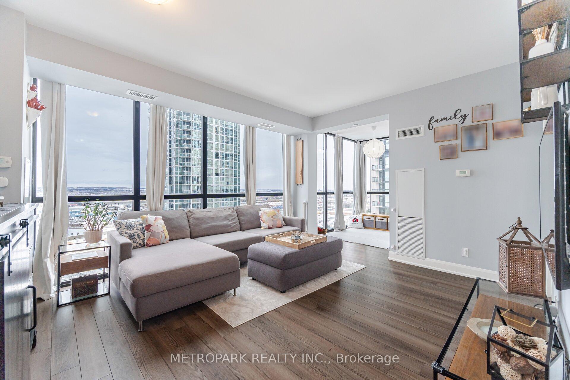 Photo 17 of Unit 1809, 2910 Highway 7 Road, Vaughan, Concord — HOMEH