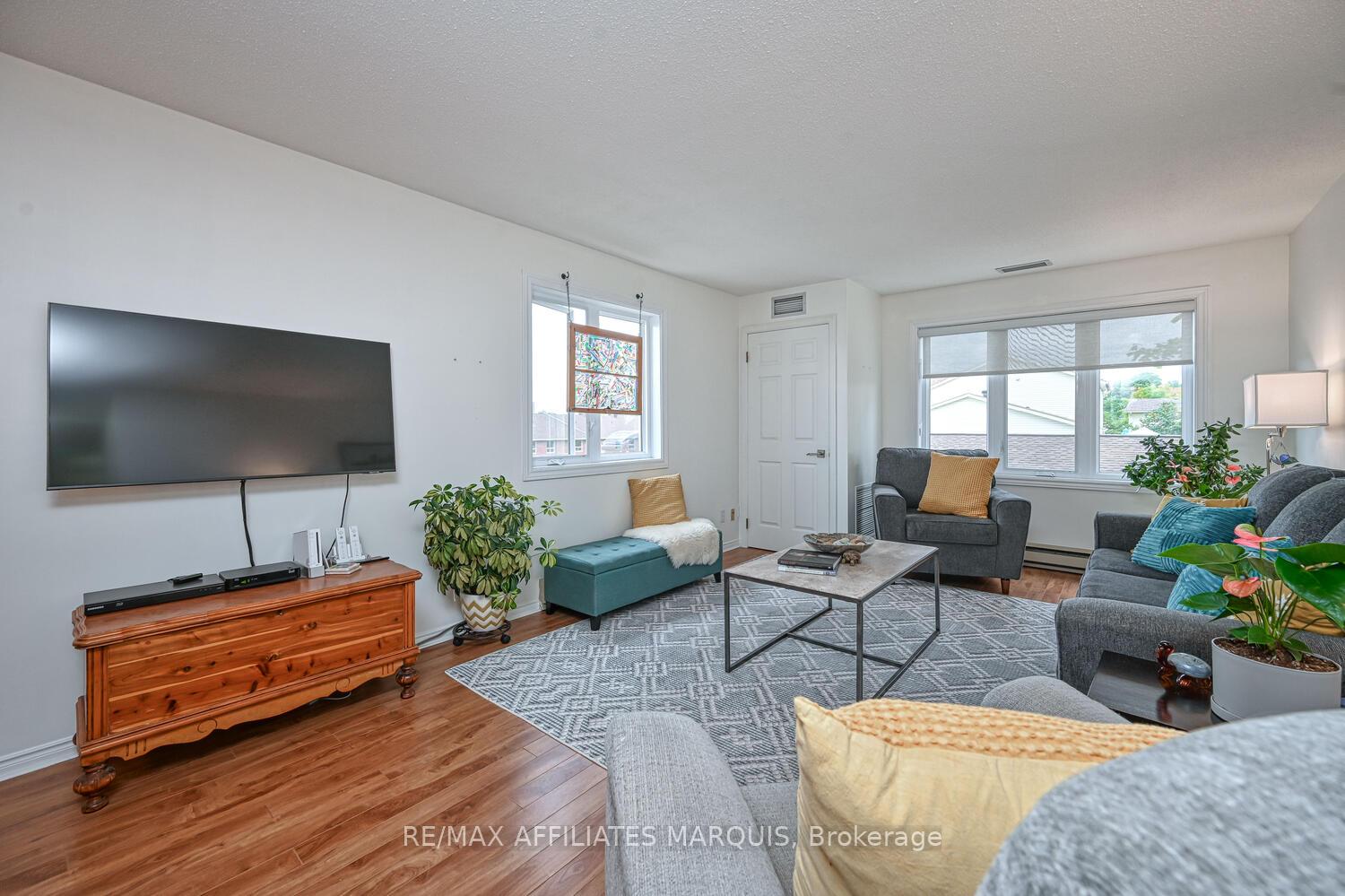 Photo 8 of Unit 201, 10 Armstrong Drive, Smiths Falls — HOMEH