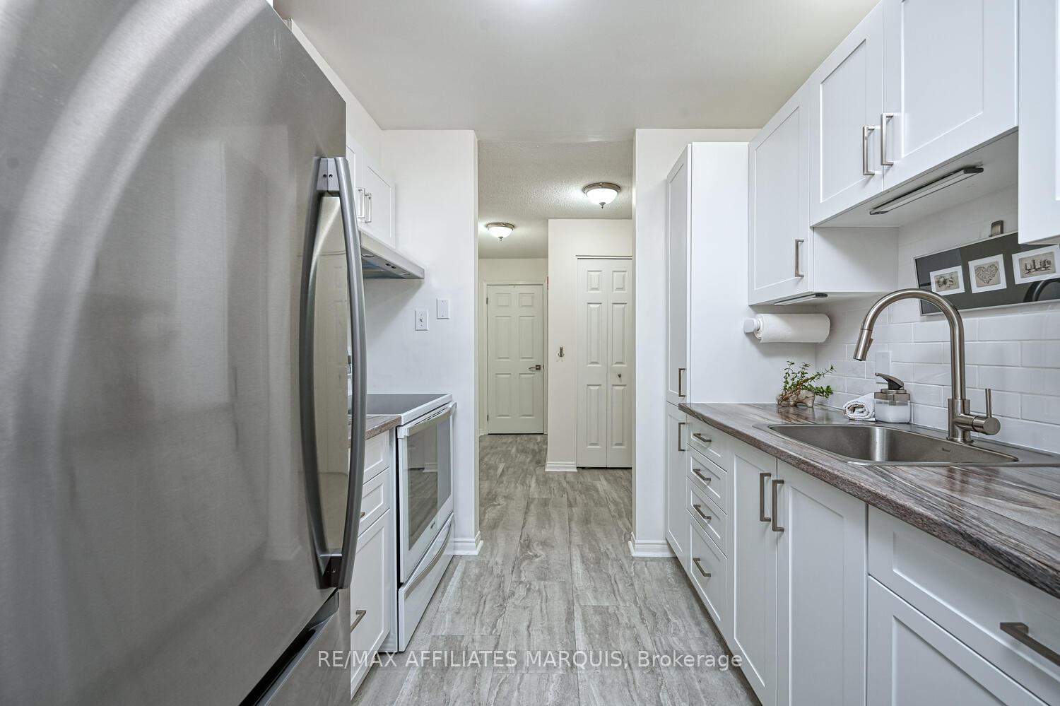 Photo 15 of Unit 201, 10 Armstrong Drive, Smiths Falls — HOMEH